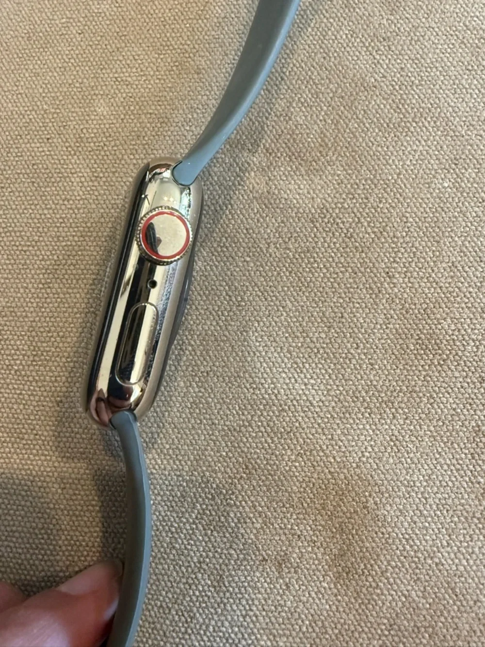 Apple Watch Series 8 Gold Stainless Steel with Olive Green Sport Band